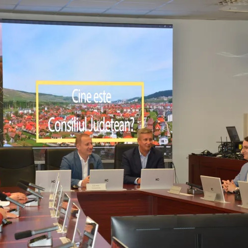 Elevii de clasa a V-a de la „Gheorghe Șincai” au vizitat Consiliul Județean Cluj