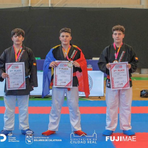Richard Oghinciuc de la CSM Ploiești aduce trei medalii de la Campionatul European de Kempo