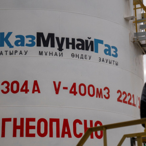 KazMunayGas și Lukoil continuă cooperarea în ciuda sancțiunilor americane