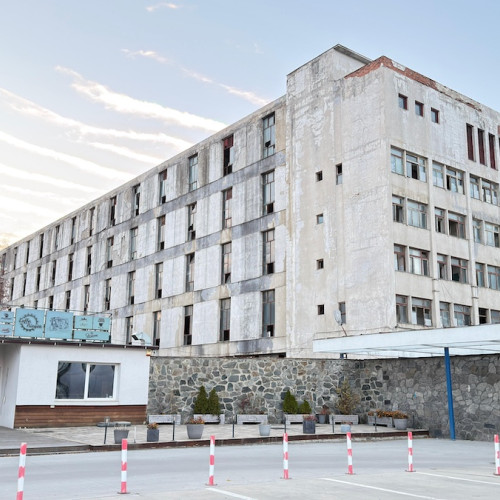 Casa Albă Independența pregătește transformarea halei din fosta fabrică în spații de închiriat