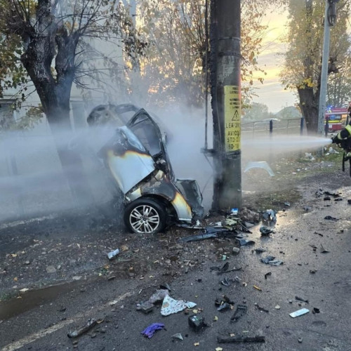 Accident grav pe DN1 în Prahova: un șofer a murit după ce mașina a luat foc