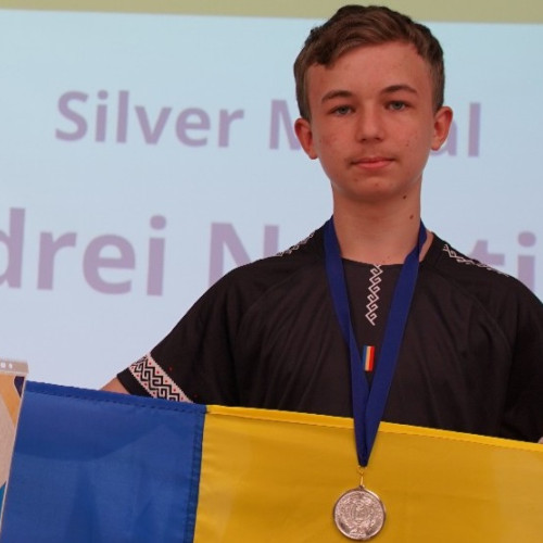 Elevul ieșean Andrei Nemțișor a câștigat încă o medalie la Olimpiada Balcanică de Informatică
