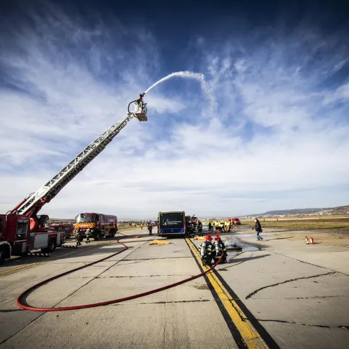 Exercițiu de simulare a unui accident aviatic la Aeroportul Avram Iancu Cluj
