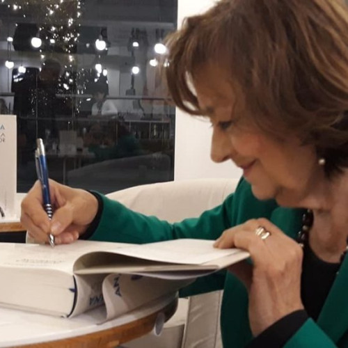 Ana Blandiana a devenit membru titular al Academiei Române