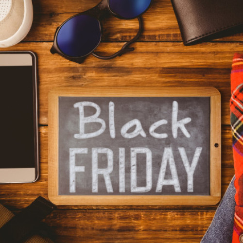 Românii pregătesc cheltuieli mai mari pentru Black Friday 2025