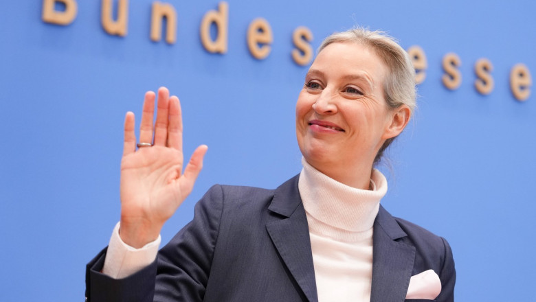 Oficialii germani acuză AfD că ar transmite informații sensibile Rusiei