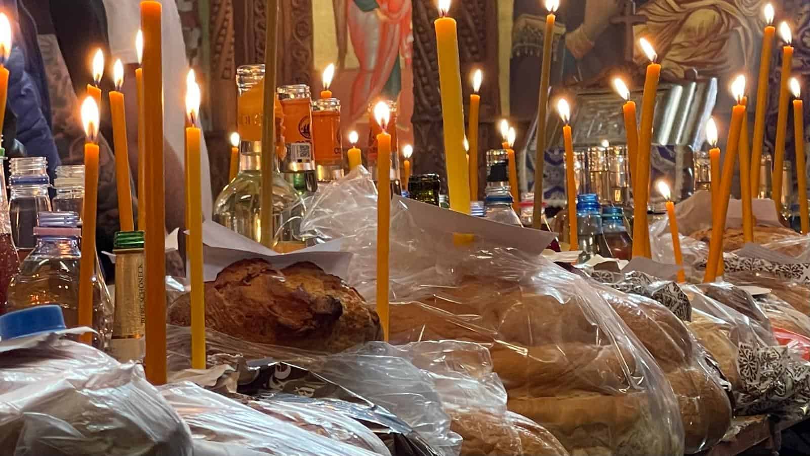 Trei frați, anchetați după ce s-au bătut la parastasul mamei lor