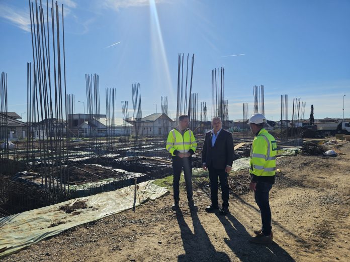 Buftea construit prima școală verde dintr-un cartier modern pentru tineri