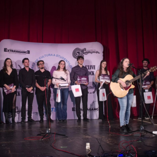 Studenții ieșeni domină Festivalul Național „Baladele Dunării” de la Galați