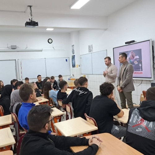 Alex Filip a împărtășit elevilor din Constanța importanța unui stil de viață sănătos