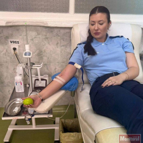 Jandarmii botoșăneni participă la campania națională de donare de sânge