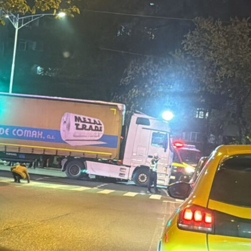 Pieton mort după ce a fost lovit de un TIR pe bulevardul Iuliu Maniu