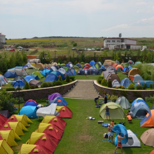 Patronul campingului Sandalandala, găsit spânzurat în Vama Veche