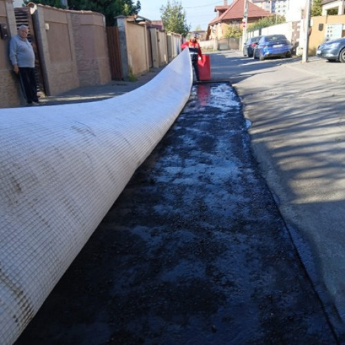 Intervenții pentru reparații pe Drumul Ghindari din Sector 5