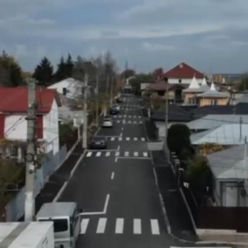 O stradă de 250 de metri din Râmnicu Sărat are 11 treceri de pietoni trasate