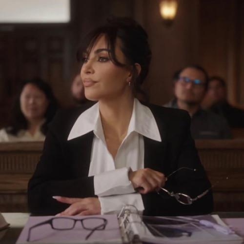 Kim Kardashian descrie relația dificilă cu ChatGPT în pregătirea pentru cariera de avocat