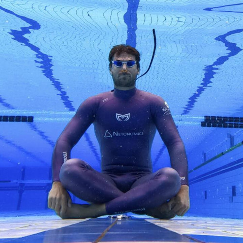 Scufundătorul croat Vitomir Maricic doboară recordul mondial de ținută a respirației sub apă