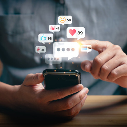 Fenomenul „Six seven” și impactul trendurilor online asupra adolescenților