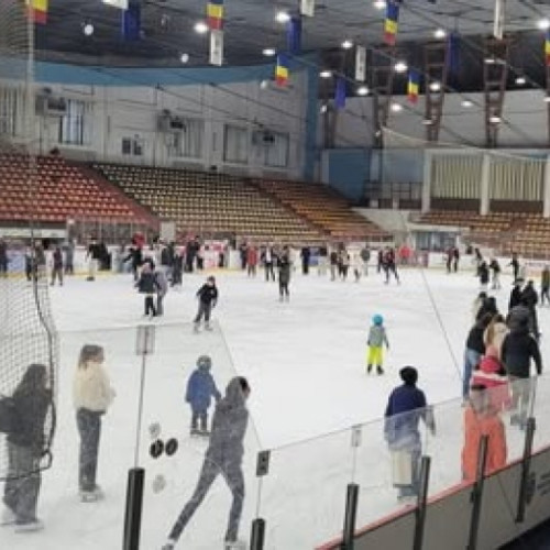 Patinoarul "Dunărea" din Galați se redeschide pentru public în weekend