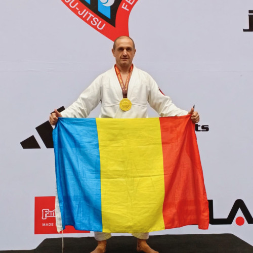 Cătălin Coşarcă, campion mondial la Ju Jitsu, motivat de dorinţa fiicei sale