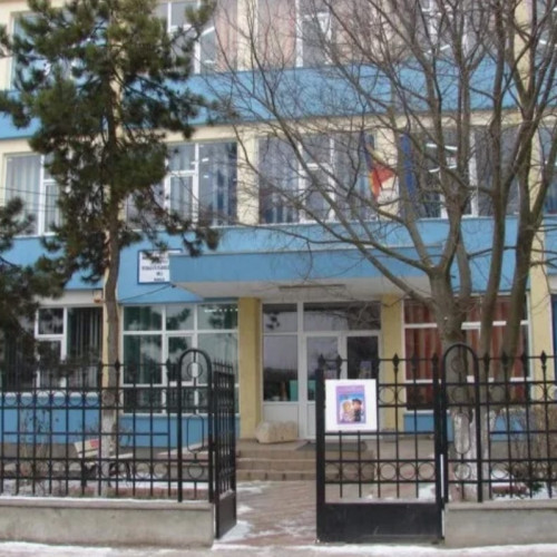 Tânăr din Mangalia are nevoie de 35.000 de euro pentru o operație la coloană