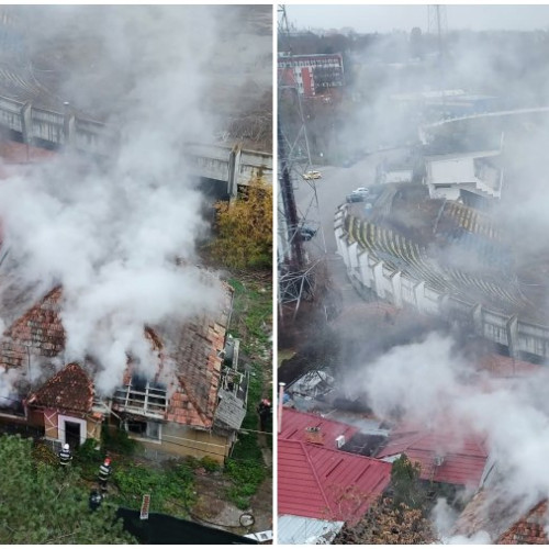 Incendiu la o casă părăsită din municipiul Bacău, stins înainte de extindere