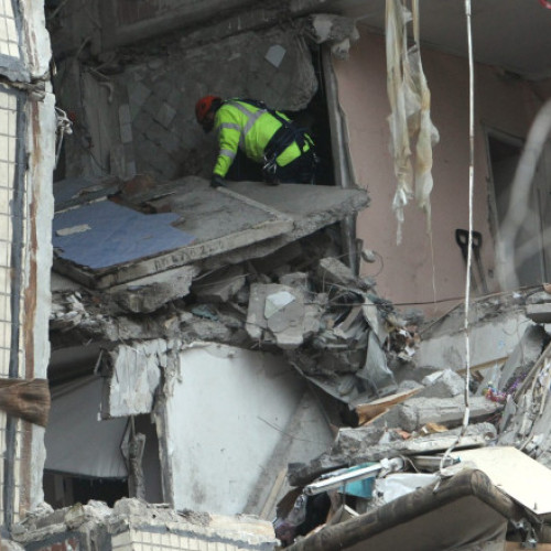 Şase morţi după atacurile ruseşti masive asupra infrastructurii energetice din Ucraina