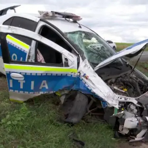 Poliția a intervenit după un accident pe centura Rădăuți, șoferul vinovat a fugit