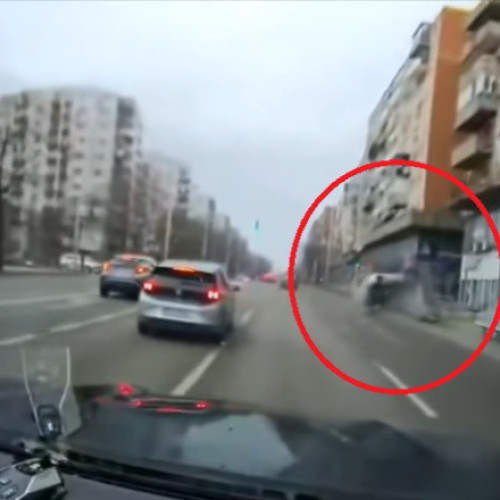 Accident grav la o stație din Iași, mașină răsturnată după o manevră riscantă