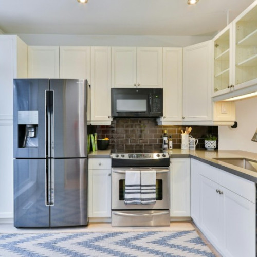 Ce trebuie să știi înainte să alegi un frigider încorporabil pentru bucătărie