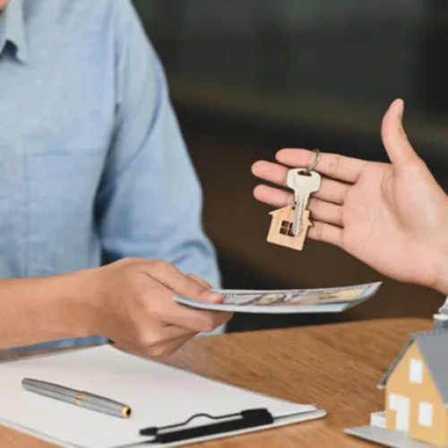 Chiriile pentru garsoniere cresc în orașele mari, Cluj-Napoca rămâne cel mai scump