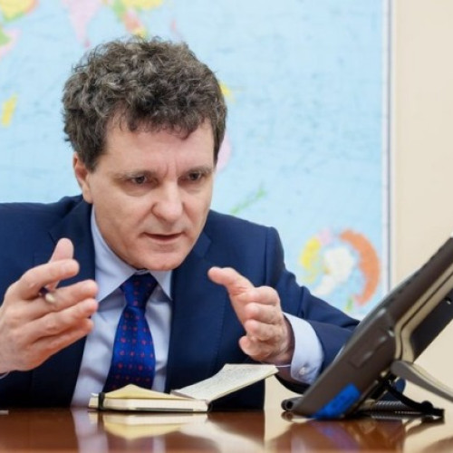 Nicușor Dan susține dezvoltarea rapidă a industriei de apărare în România