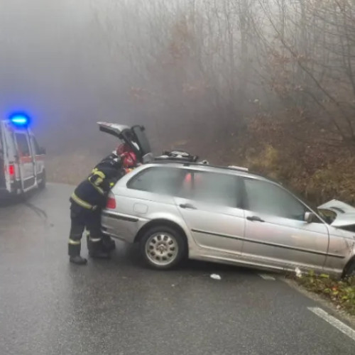 Accident rutier în Sălicea cu trei persoane transportate la spital