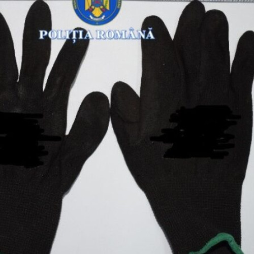 Doi tineri din Brănișca prinși în Hunedoara cu cagule și unelte suspecte