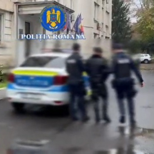 Bărbat din Galați, arestat pentru tâlhărie după ce a furat un pachet de la un livrator