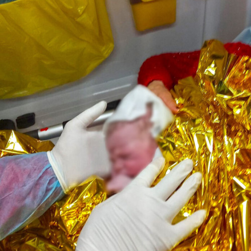Bebeluș decedat după nașterea la domiciliu în comuna Putna