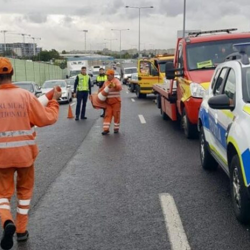 Circulația închisă pe DN1A noaptea pentru montarea grinzilor pasajului A0 Nord