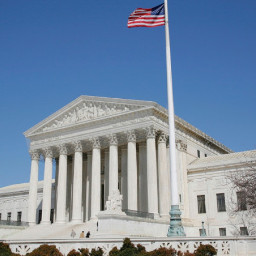 Donald Trump cere Curții Supreme să revizuiască procesul pentru abuz sexual și defăimare