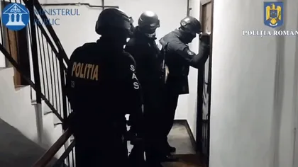 Bărbat prins după ce a furat bijuterii și lingouri de aur din casa unui pensionar din Sectorul 1