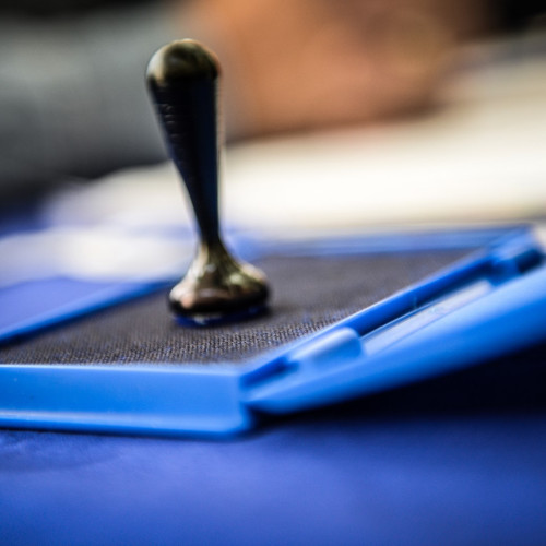 Încep înscrierile pentru alegerile parțiale din 12 localități, inclusiv Cârța