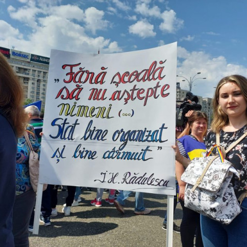 Profesorii nu pot organiza grevă generală conform noului contract colectiv de muncă