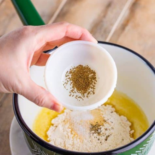 Produse din gama Delikat rechemate din magazine din cauza particulelor metalice și de cauciuc