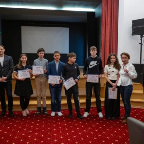 46 de elevi din Ilfov premiați pentru performanțe la olimpiadele naționale