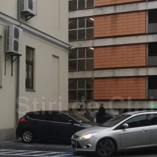 Percheziții la Direcția Tehnică și Serviciul Achiziții din Primăria Cluj-Napoca