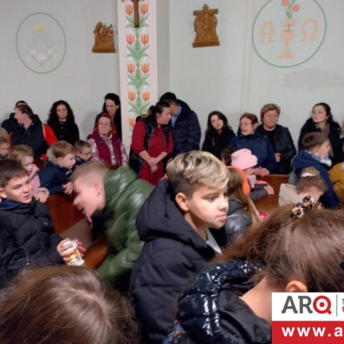 Lanternarele colorate au luminat seara de Sfântul Martin în cartierul Vlaicu