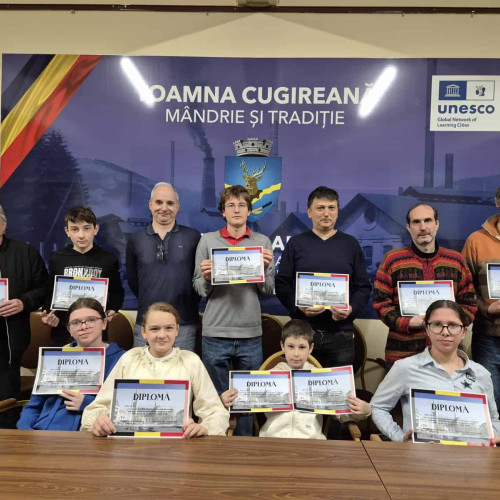 Șahiștii din Cugir, premiați la competițiile din Belgia și Alba Iulia
