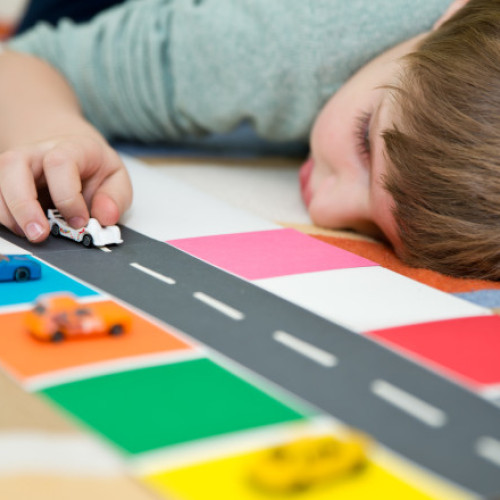 Consiliere psihologică gratuită pentru părinții copiilor cu autism sau sindrom Down