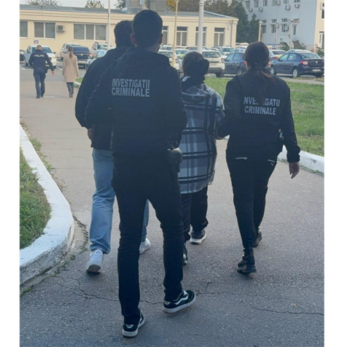 Femeie reținută pentru tâlhărie și distrugere după un incident în Constanța