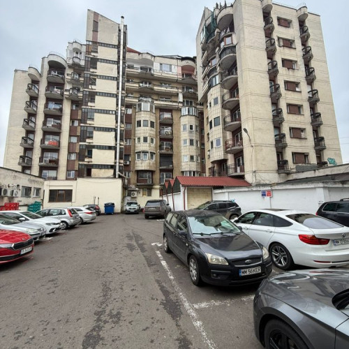 Baia Mare începe reabilitarea termică a blocului de pe bd. Unirii nr. 9