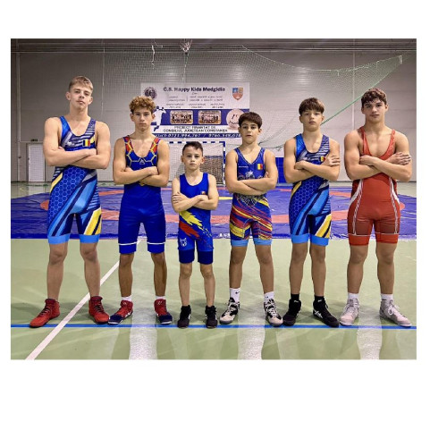 Șase luptători medgidieni vor concura cu sportivi din mai multe țări pentru medalii